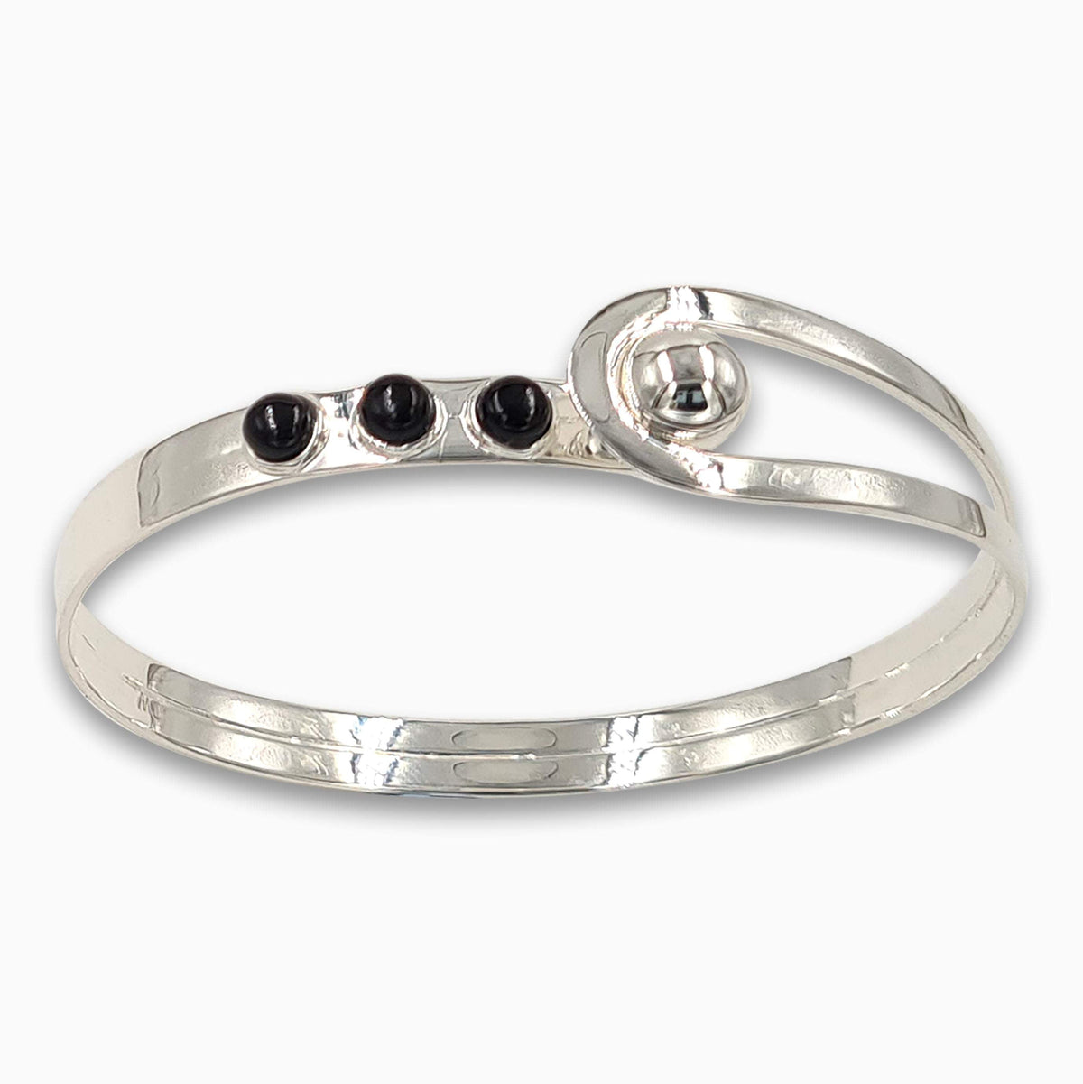 Silver Bracelet Black Onyx-Agat Art Design LTD-925 silver bracelet,bangle,Bracelet for her,cuff bracelet,december birthstone,gemstone bracelet,gift for her,handmade jewelry,Onyx,Ruby
