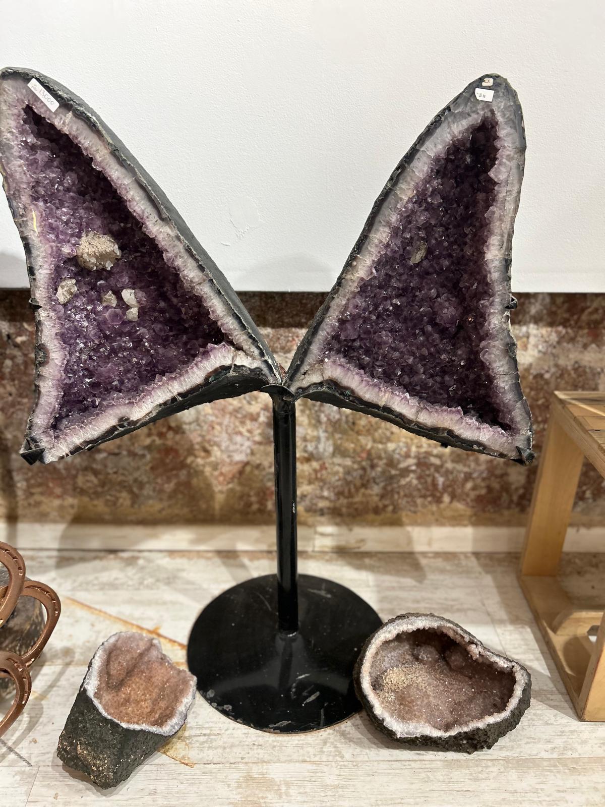 גיאודות פרפר אמטיסט