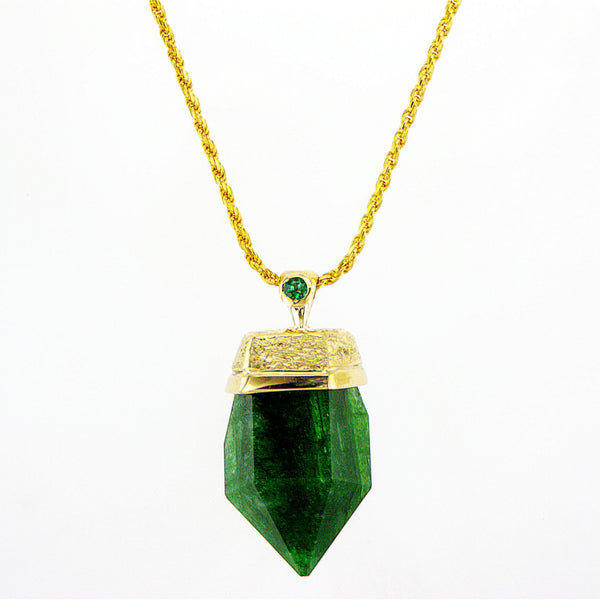 Emerald 14K gold pendant
