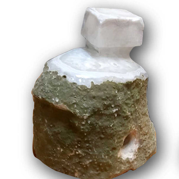 אישה עם ראש קובייתי