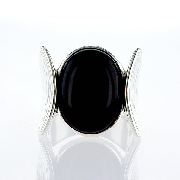 טבעת אבן חן שחורה מכסף עם כנפיים